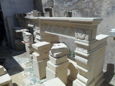 Camini in pietra leccese